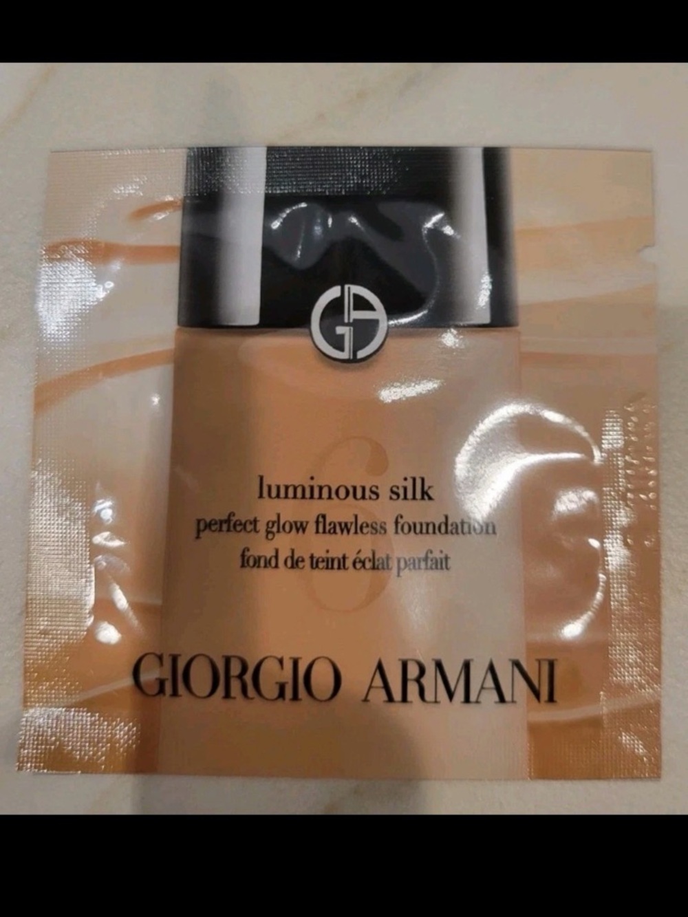30 x Giorgio Armani #6 Luminous Silk Foundation Sample Packets 1ml (each)